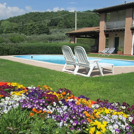 Ca' Castellani Lantgård *
